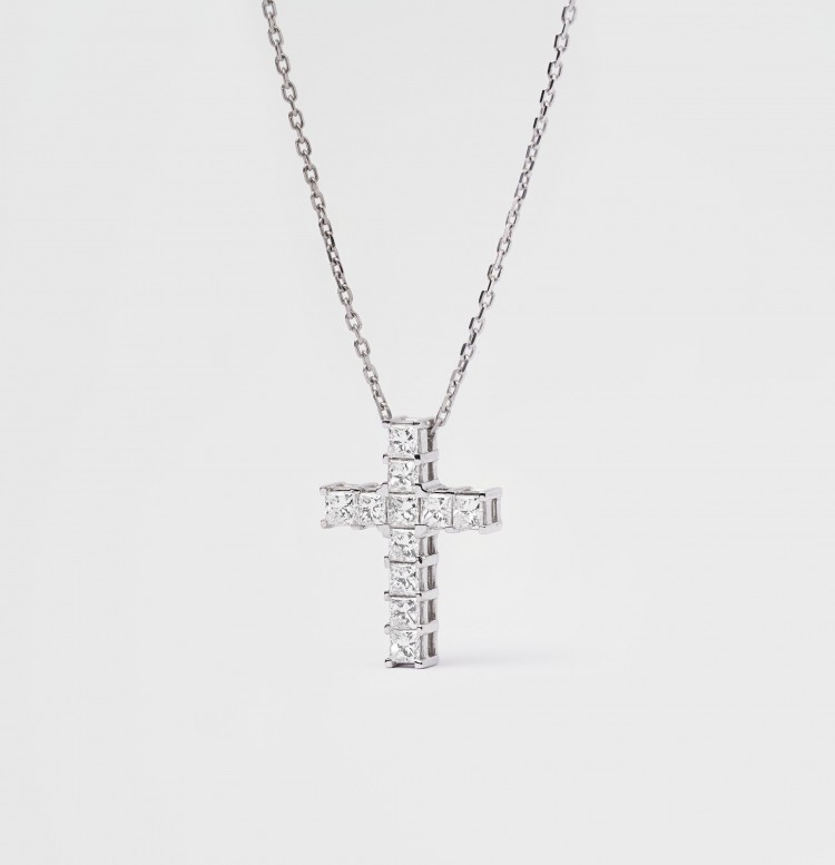 Кольє "Крестик" з білого золота, з діамантами 125101121