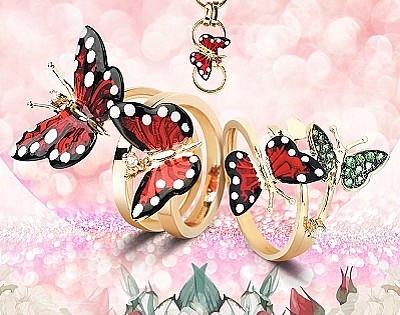 Ювелирные украшения с бабочками.