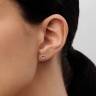 Серьги из белого золота с бриллиантами.