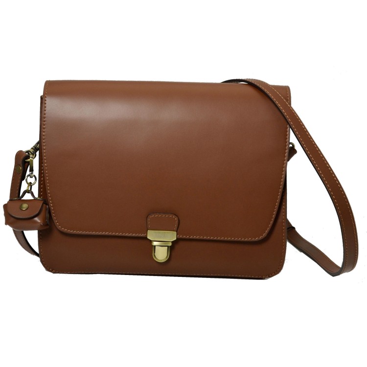 Женская Итальянская сумка Ripani из натуральной кожи коричневого цвета с накладным карманом