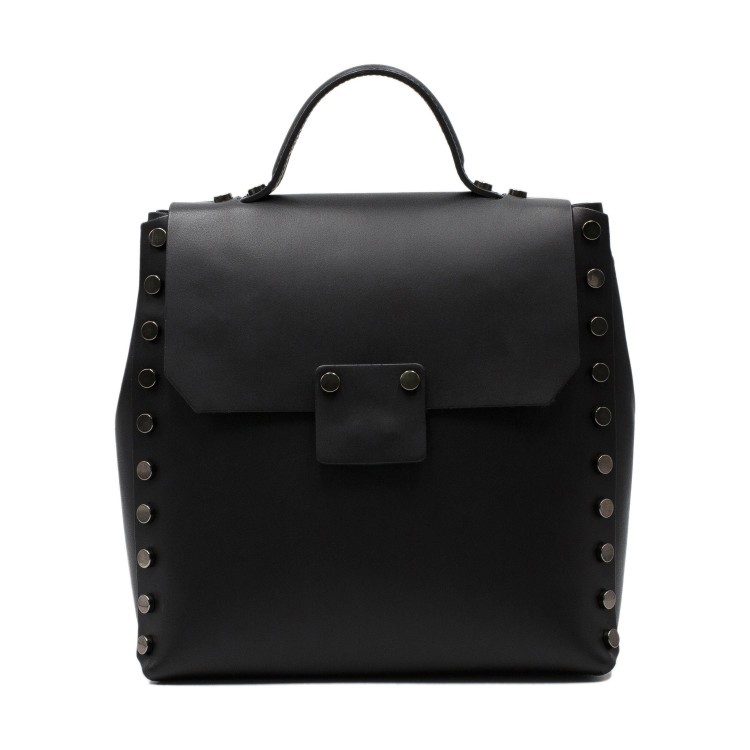 Жіночий рюкзак з натуральної гладкої шкіри чорного кольору.