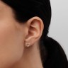 Серьги из белого золота с бриллиантами.