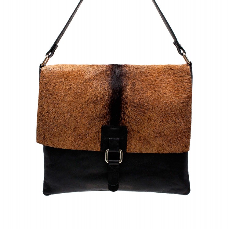 Женская сумка из натуральной гладкой кожи  черного цвета Facebag